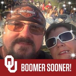 Meet your Posher, Bobby